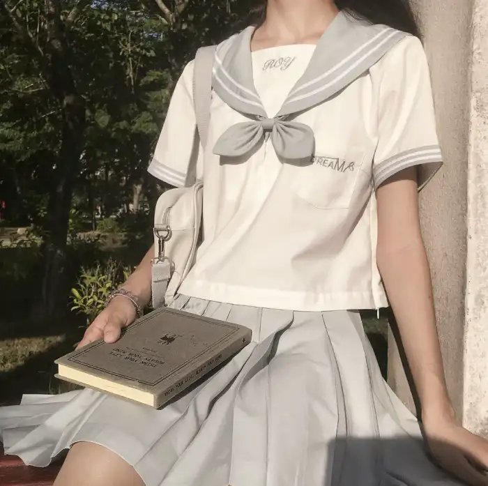 宝贝老板:返宝还童海报