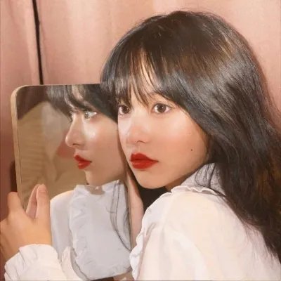 火热的吻海报